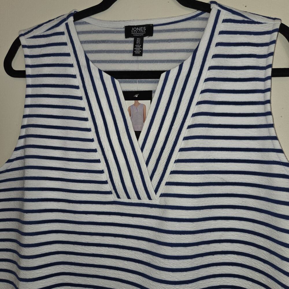 Jones NY Signature Striped Top Womens SIZE L Striped Blue White Nautical NWT - Picture 2 of 16